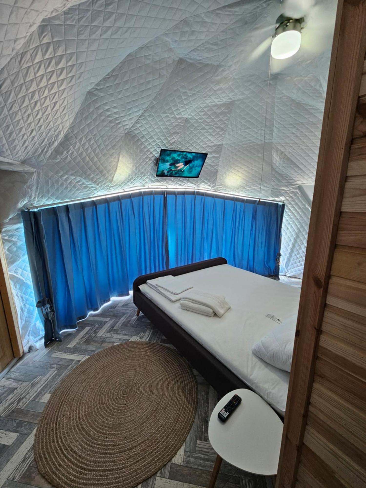 Mar A Lago Glamping23 Douăzeci şi Trei August 외부 사진