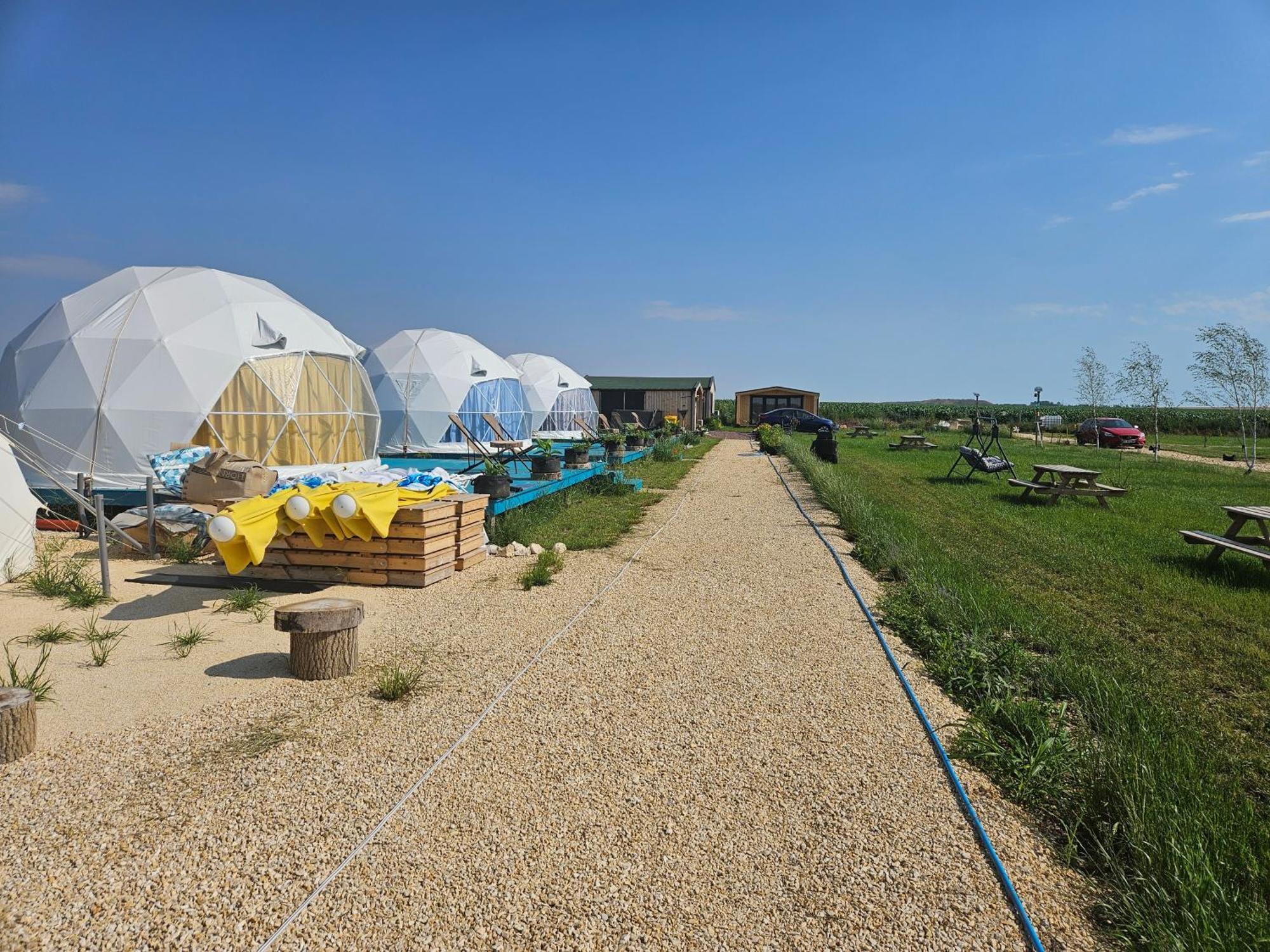 Mar A Lago Glamping23 Douăzeci şi Trei August 외부 사진